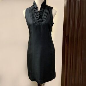 Vineyards Vines Ruffled Collar V-neck silk dress.  Black. Sz 6. EUC